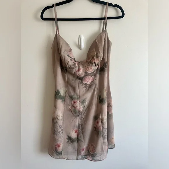 NWT House Of CB CHRISTIANA VINTAGE FLORAL MINI Romantic Dress Size L+ P - Picture 2 of 9